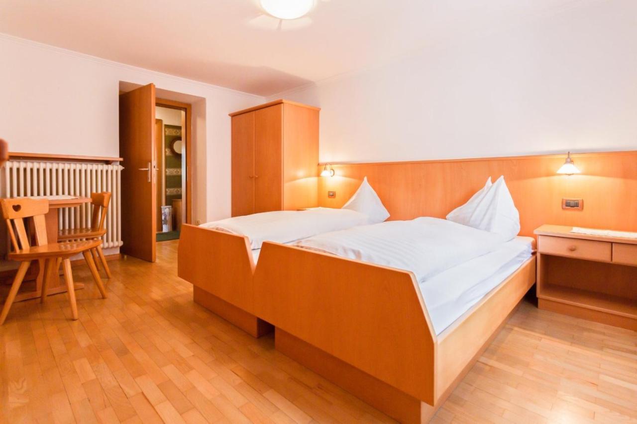 Villa Alpina Apartments Santa Cristina Val Gardena Kültér fotó