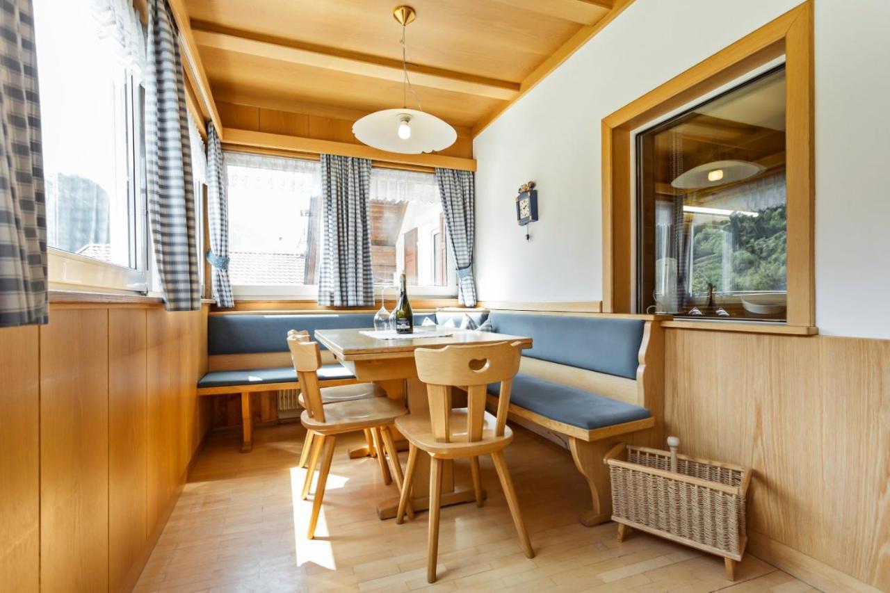 Villa Alpina Apartments Santa Cristina Val Gardena Kültér fotó